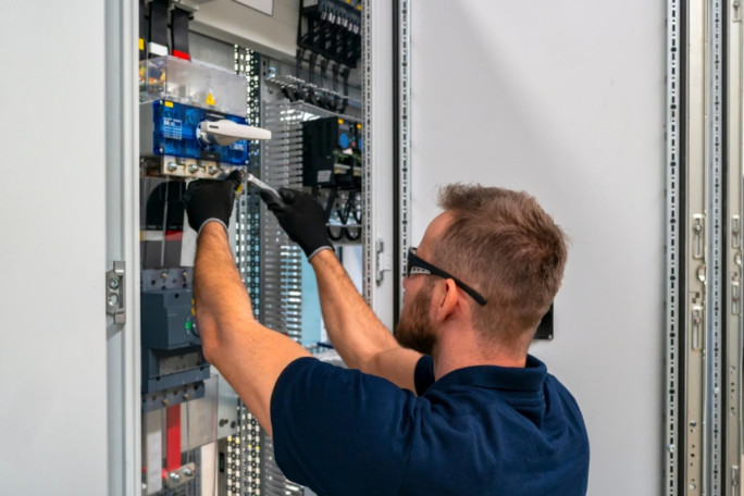 Industrial Electrical & Water Infrastructure Business for Sale Brisbane 