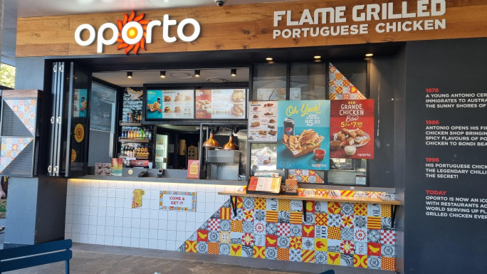 Oporto Franchise - Huge Price Reduction Business for Sale Burleigh Heads 