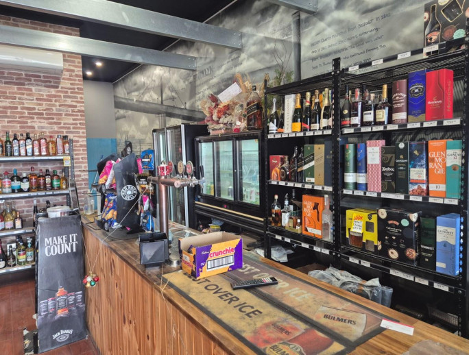 Bottleshop and Bar for Sale Melbourne 