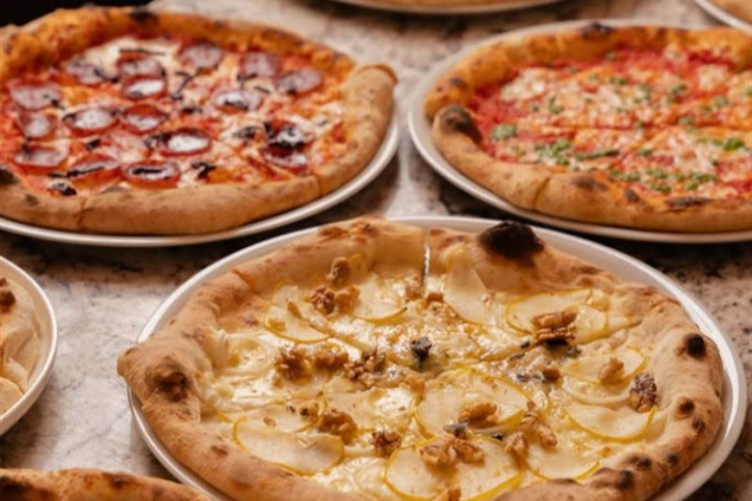 6 NIGHT LICENCED PIZZERIA Business for Sale Near City Sub 