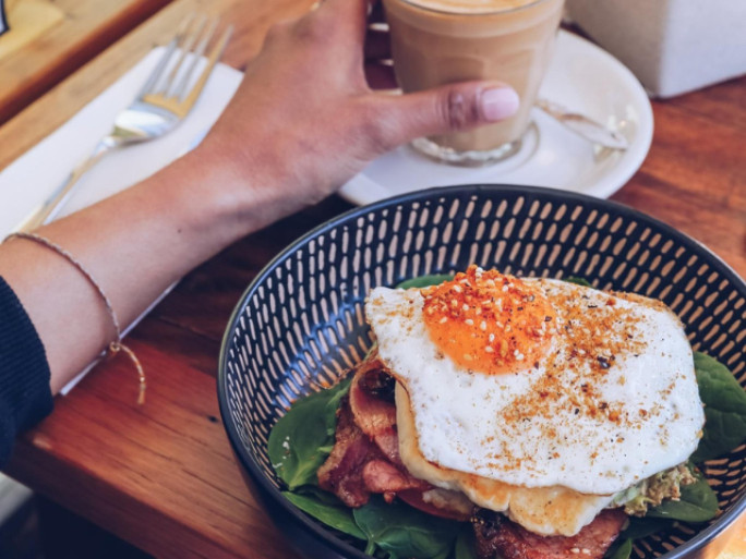 Hole-in-the-Wall Cafe for Sale Sydney 