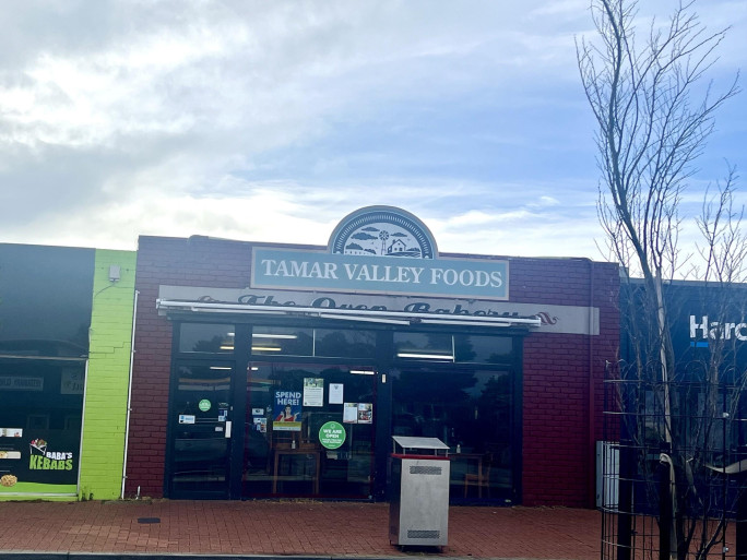 Cafe Restaurant or Retail Business Opportunity for Sale George Town Tasmainia 