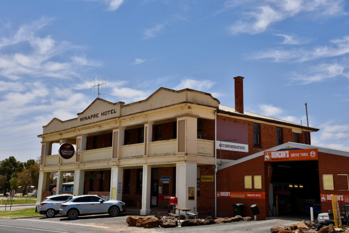 Hotel Motel & Post Office for Sale Lascelles VIC